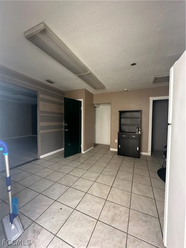 583 Pondella Road North Fort Myers FL 33903