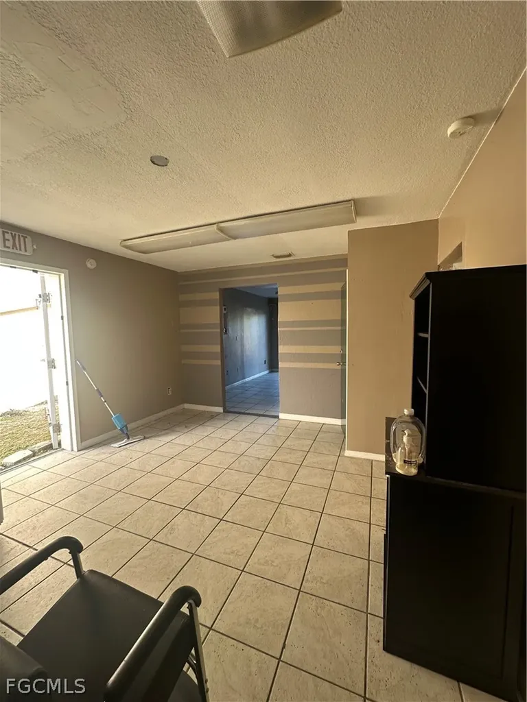 583 Pondella Road North Fort Myers FL 33903