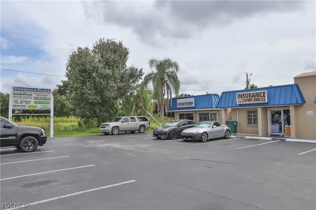583 Pondella Road North Fort Myers FL 33903