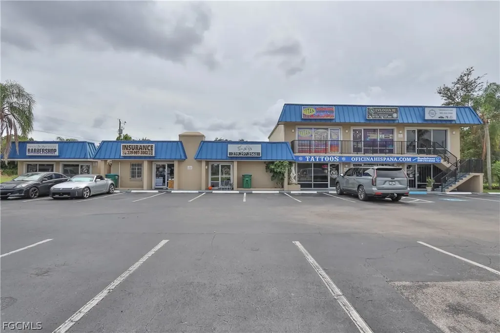 583 Pondella Road North Fort Myers FL 33903