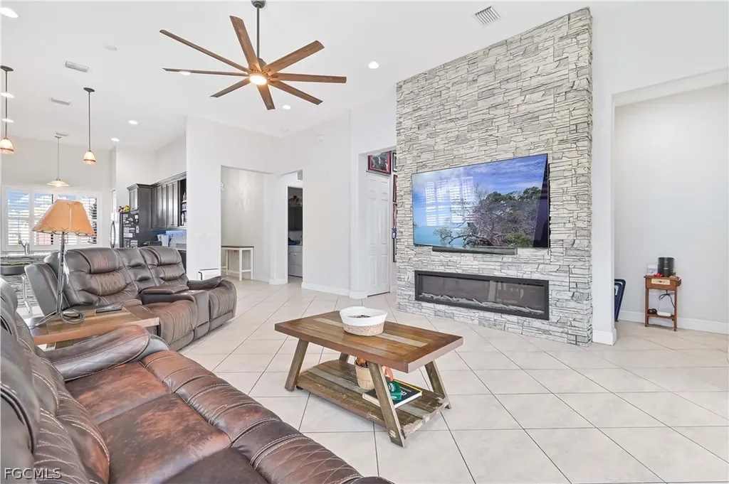 5122 Monza Court Ave Maria FL 34142