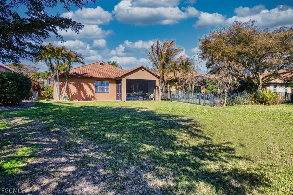 12168 Country Day Circle Fort Myers FL 33913