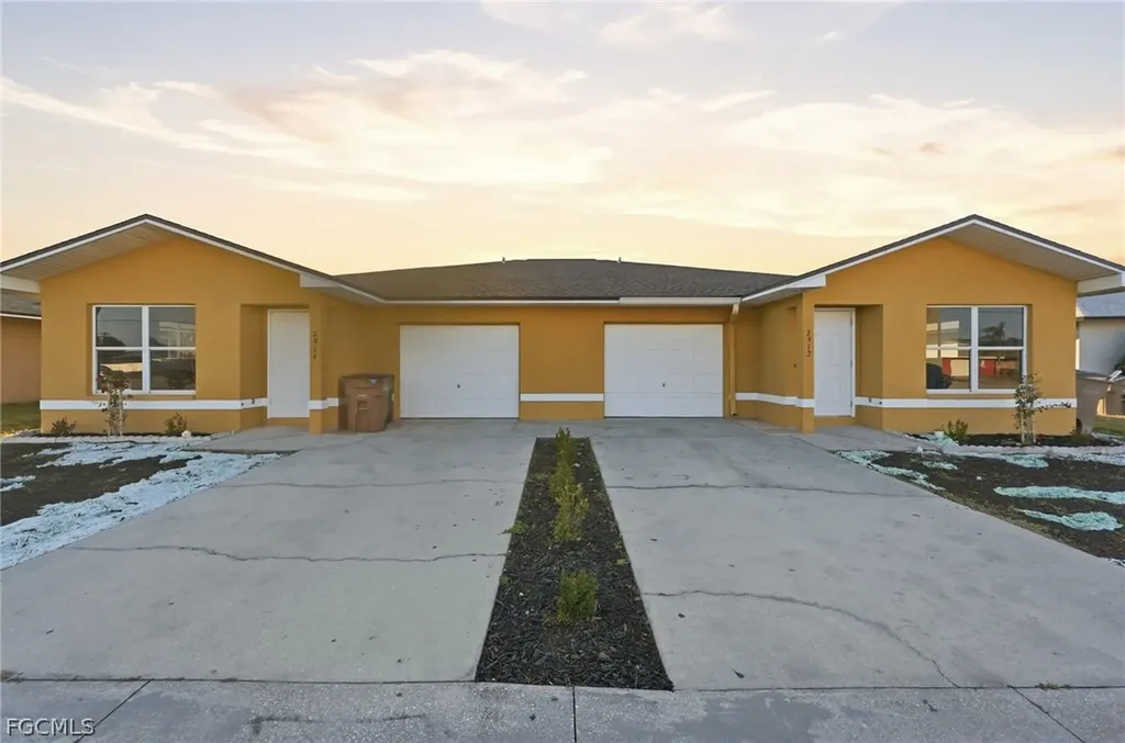 2912/2914 Santa Barbara Boulevard Cape Coral FL 33914