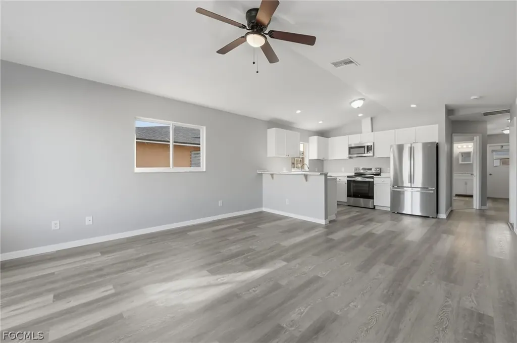 2912/2914 Santa Barbara Boulevard Cape Coral FL 33914