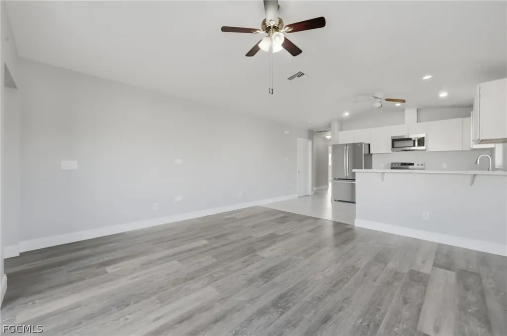 2912/2914 Santa Barbara Boulevard Cape Coral FL 33914