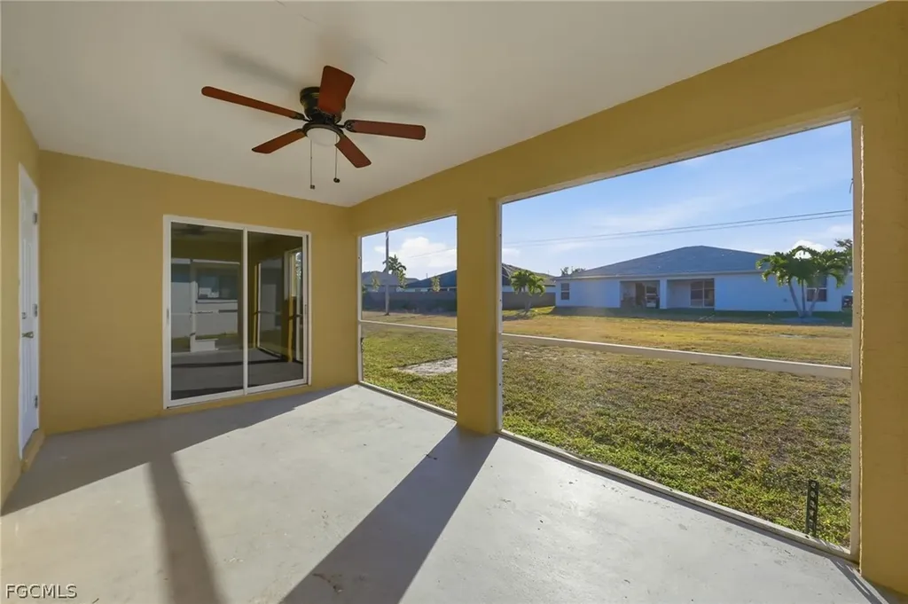 2912/2914 Santa Barbara Boulevard Cape Coral FL 33914