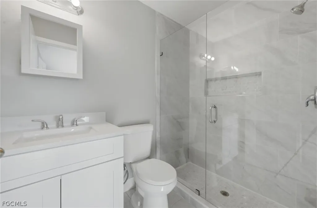 2912/2914 Santa Barbara Boulevard Cape Coral FL 33914
