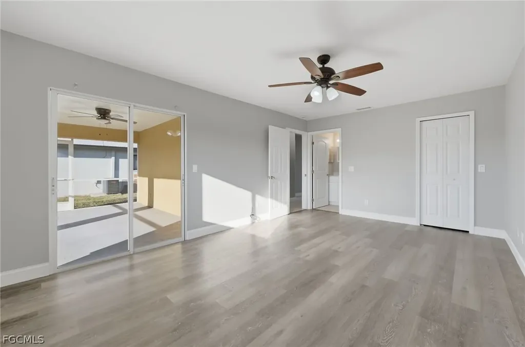 2912/2914 Santa Barbara Boulevard Cape Coral FL 33914