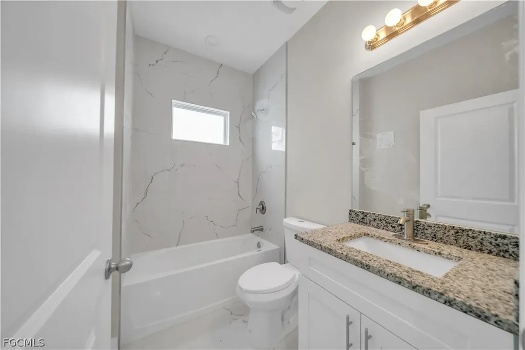 543 Mcarthur Boulevard Lehigh Acres FL 33974