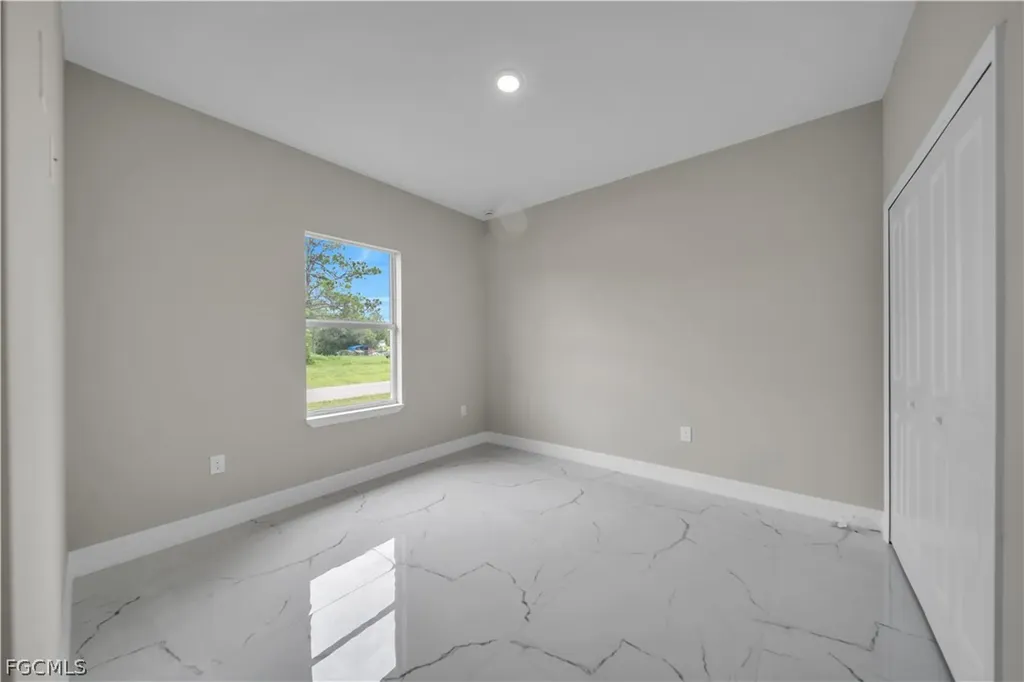 543 Mcarthur Boulevard Lehigh Acres FL 33974