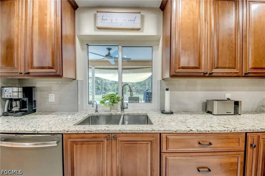 3431 SW 6th Avenue Cape Coral FL 33914