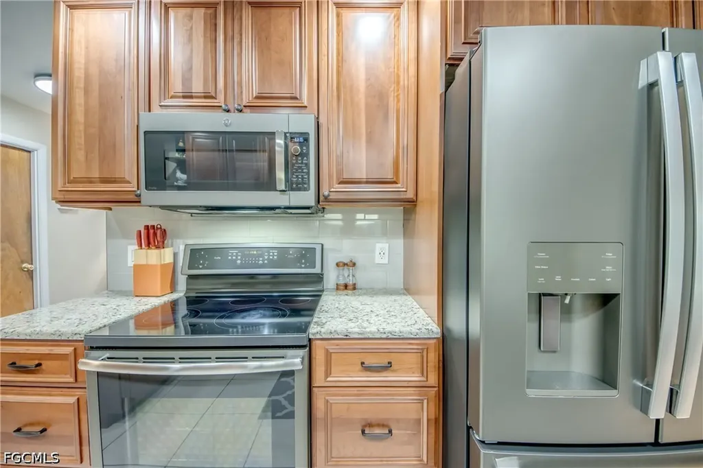 3431 SW 6th Avenue Cape Coral FL 33914