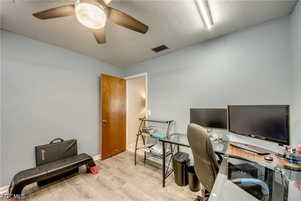 3431 SW 6th Avenue Cape Coral FL 33914