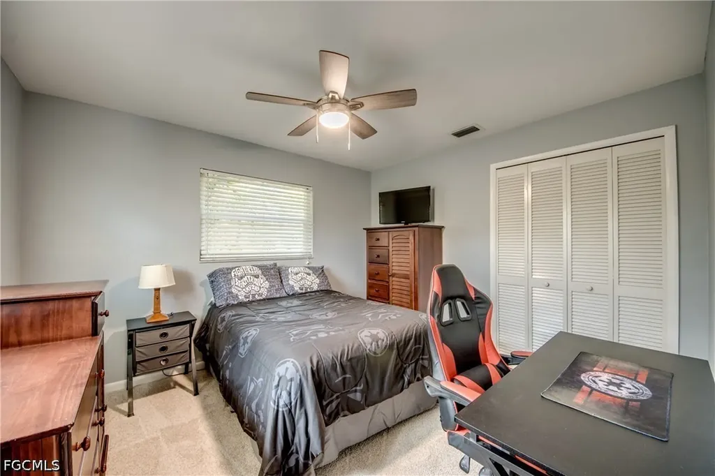 3431 SW 6th Avenue Cape Coral FL 33914