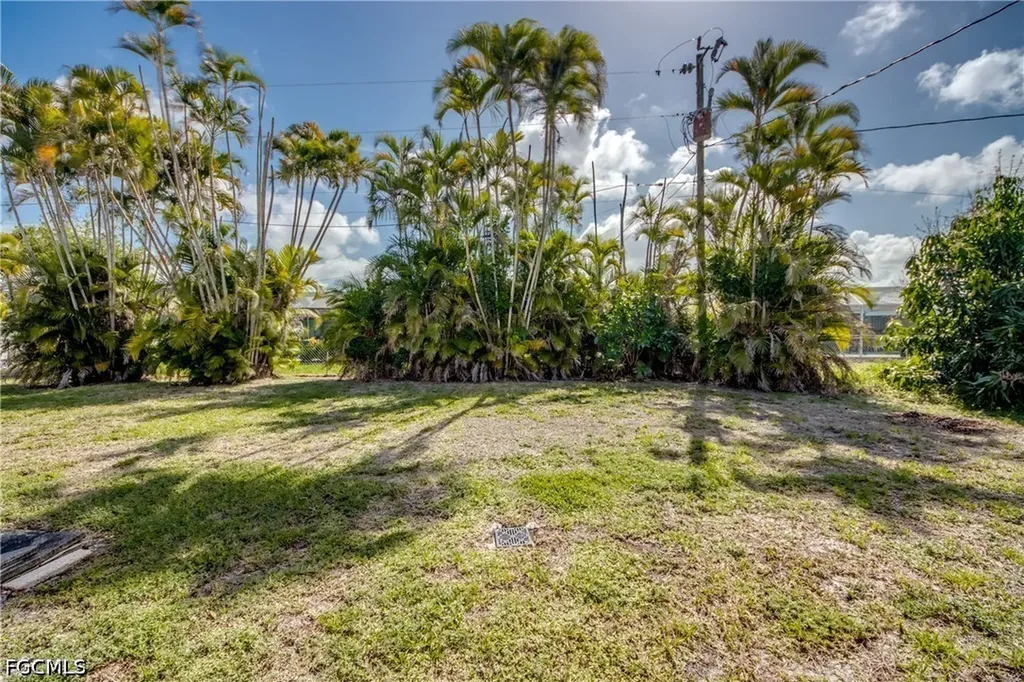 3431 SW 6th Avenue Cape Coral FL 33914
