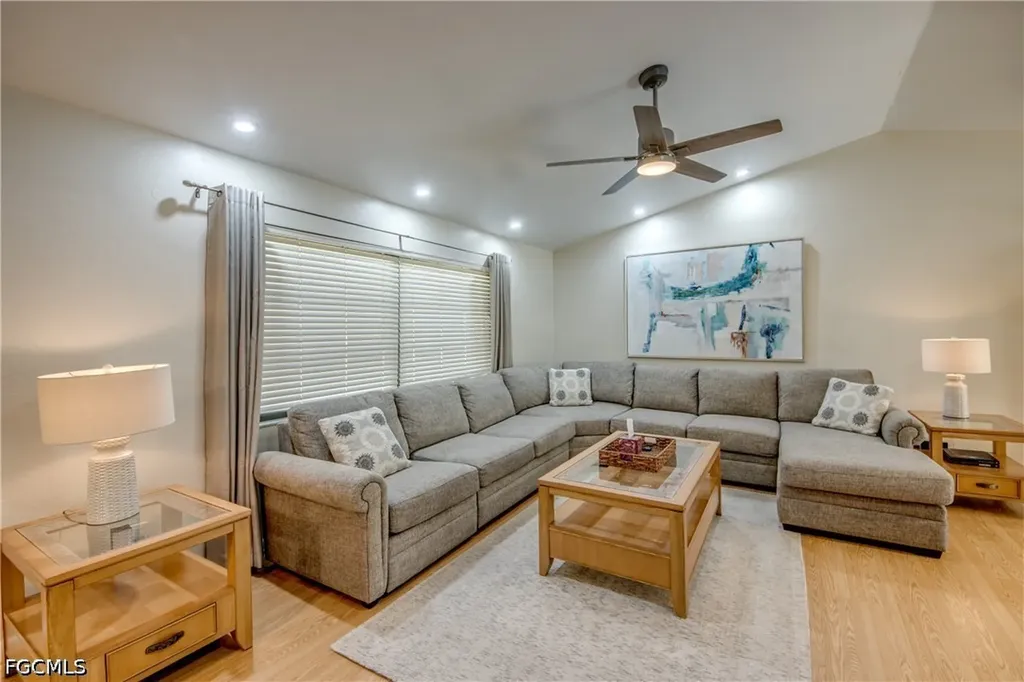 3431 SW 6th Avenue Cape Coral FL 33914