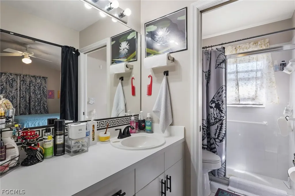 5521 Longleaf Drive North Fort Myers FL 33917
