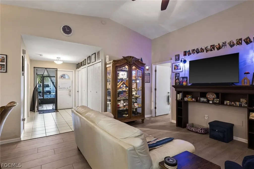 5521 Longleaf Drive North Fort Myers FL 33917