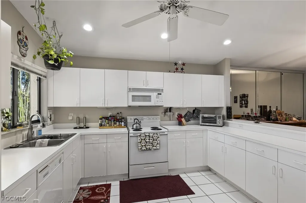 5521 Longleaf Drive North Fort Myers FL 33917