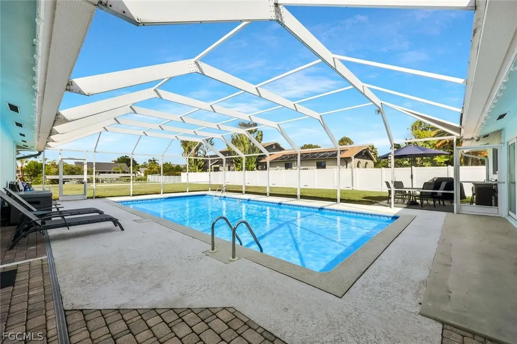 20580 Park Place Estero FL 33928