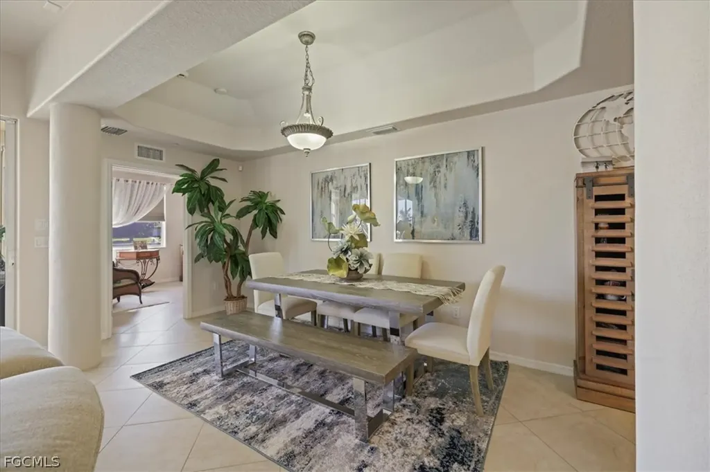 1624 Beach Parkway Cape Coral FL 33904