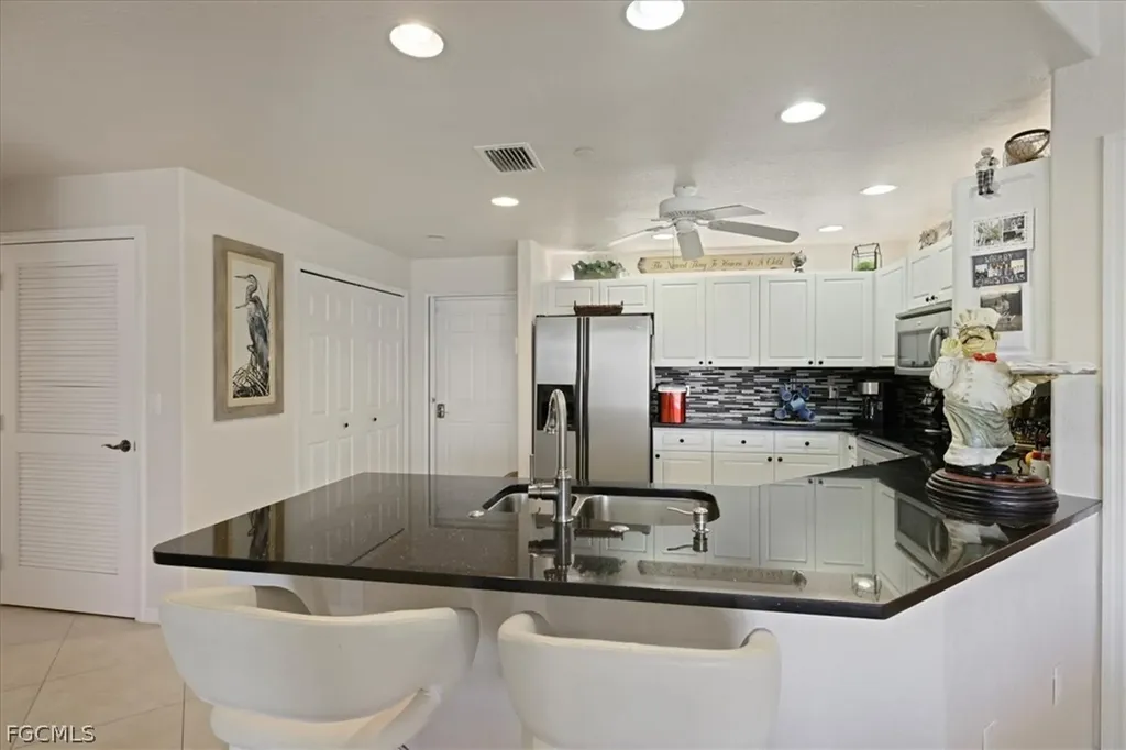 1624 Beach Parkway Cape Coral FL 33904