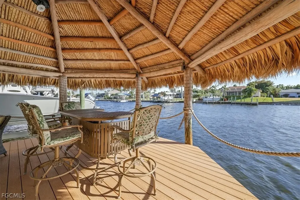 1624 Beach Parkway Cape Coral FL 33904