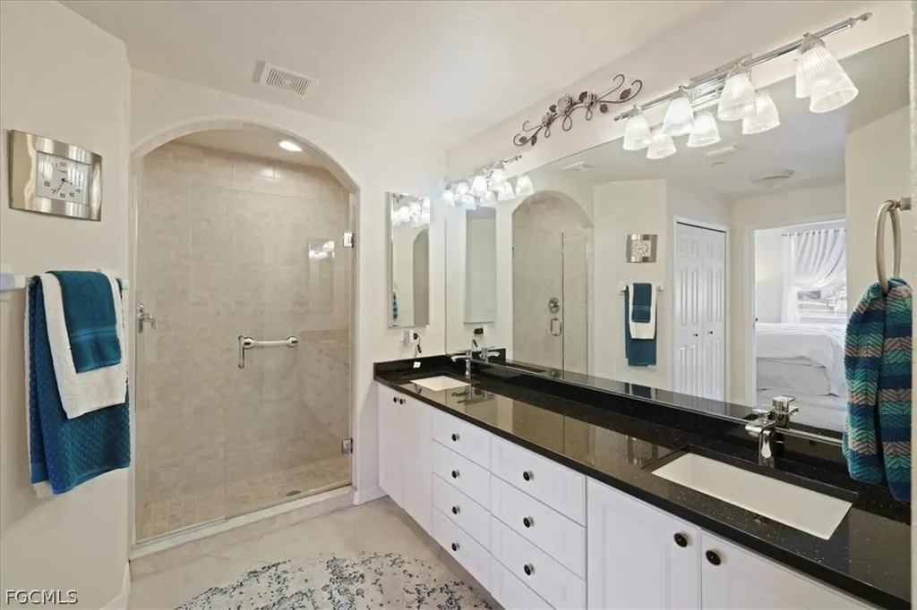 1624 Beach Parkway Cape Coral FL 33904