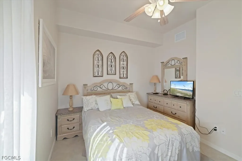 1624 Beach Parkway Cape Coral FL 33904