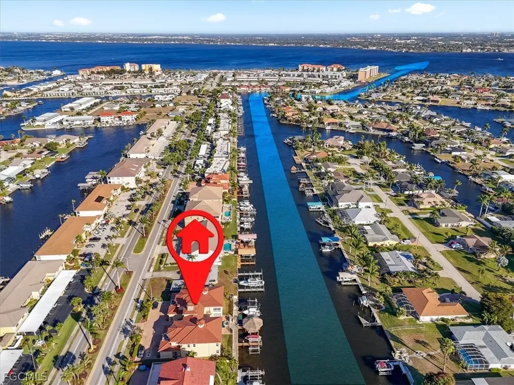 1624 Beach Parkway Cape Coral FL 33904