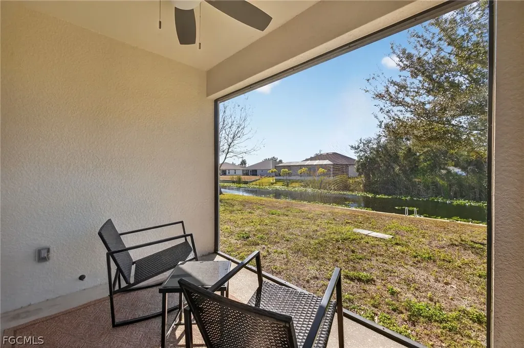630 SW 11th Place Cape Coral FL 33991