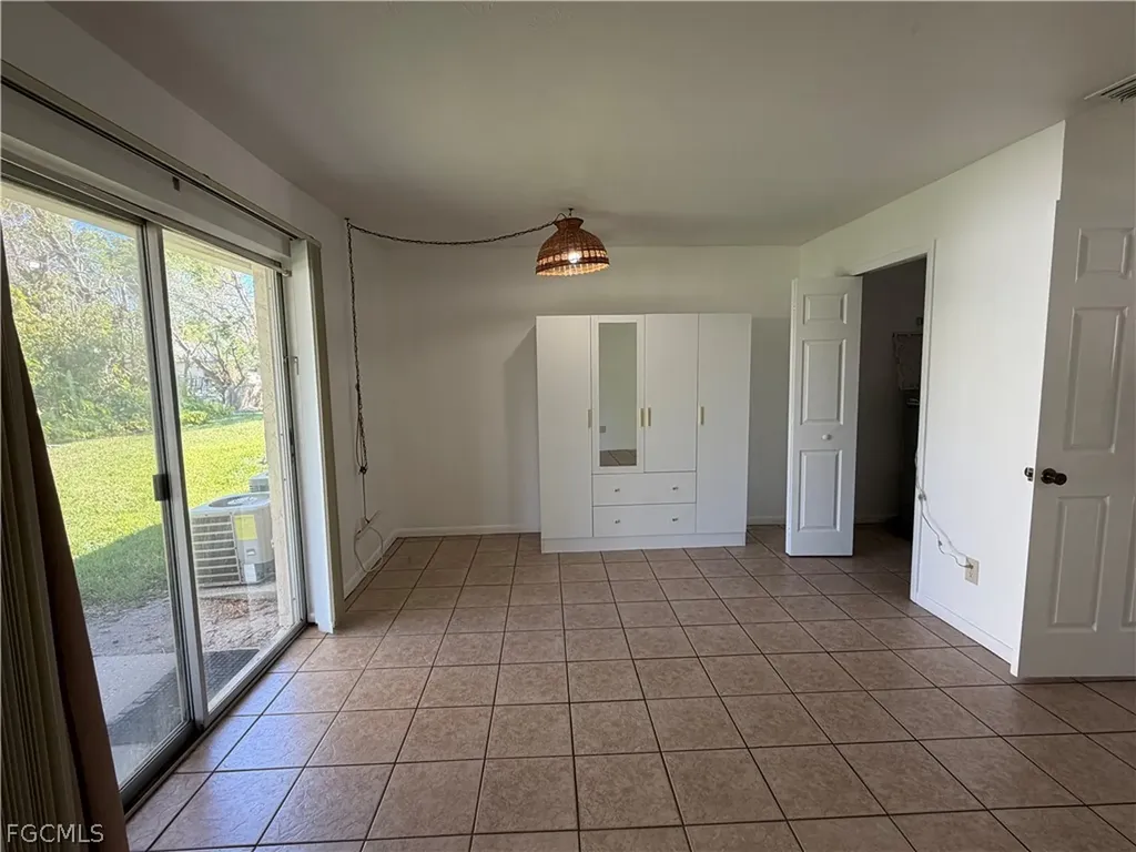 3417 SW Santa Barbara Place Cape Coral FL 33914