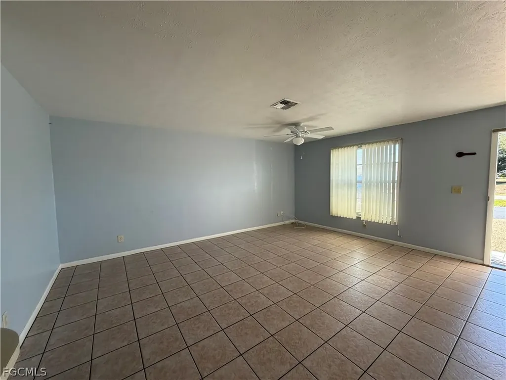 3417 SW Santa Barbara Place Cape Coral FL 33914
