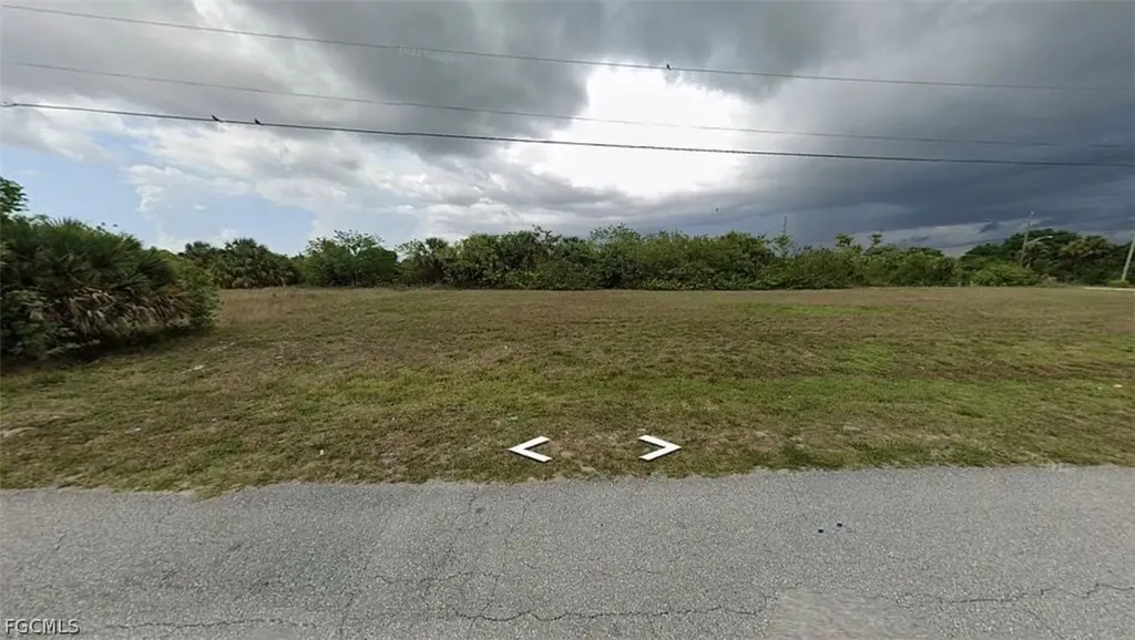 2321 NE 17th Street Cape Coral FL 33909