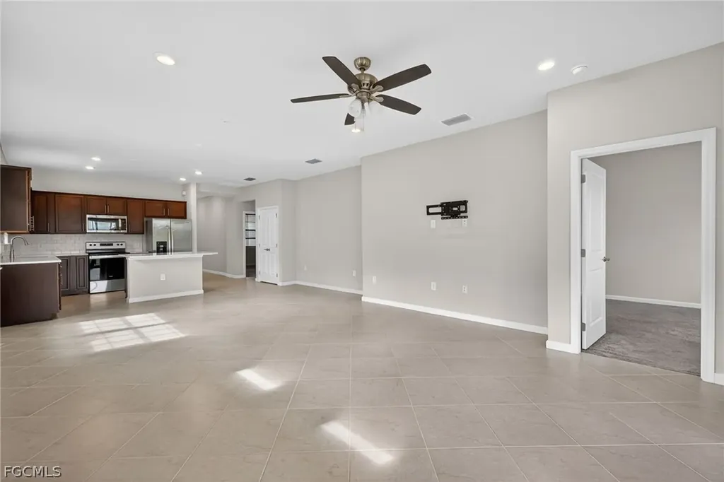 16669 Rolling Rock Boulevard Alva FL 33920