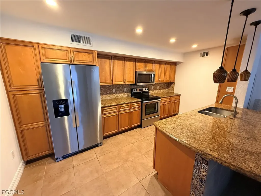 12750 Equestrian Circle Fort Myers FL 33907