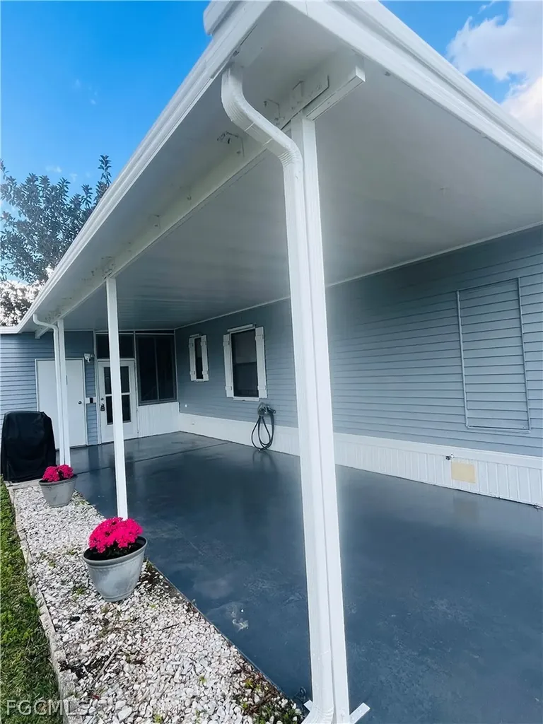 173 Belle Isle Circle Naples FL 34112