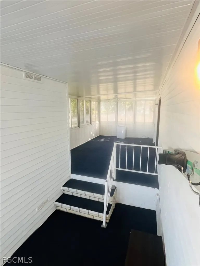 173 Belle Isle Circle Naples FL 34112