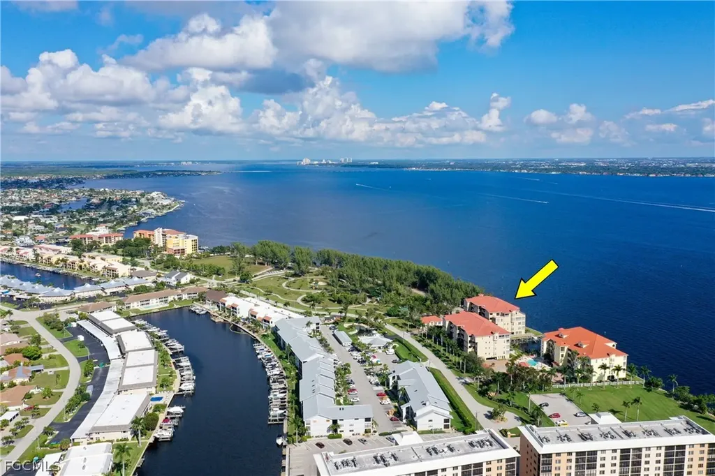 4235 SE 20th Place Cape Coral FL 33904