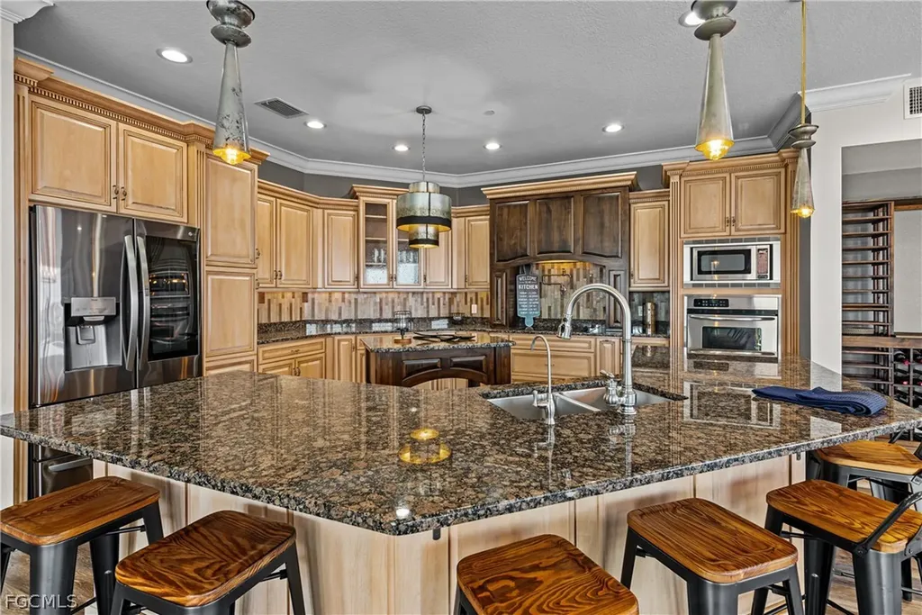 4235 SE 20th Place Cape Coral FL 33904