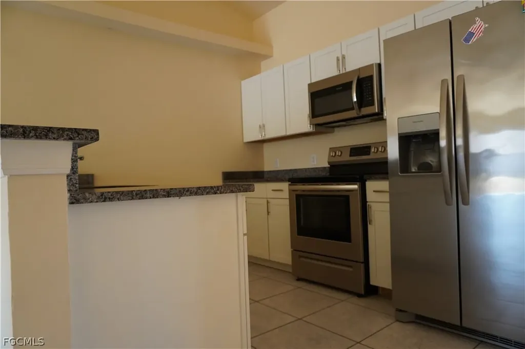 1314/1316 Country Club Boulevard Cape Coral FL 33990