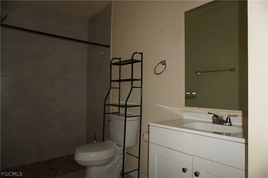 1314/1316 Country Club Boulevard Cape Coral FL 33990
