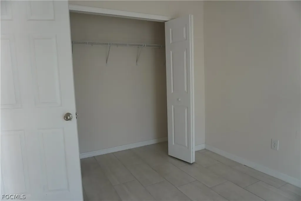 1314/1316 Country Club Boulevard Cape Coral FL 33990