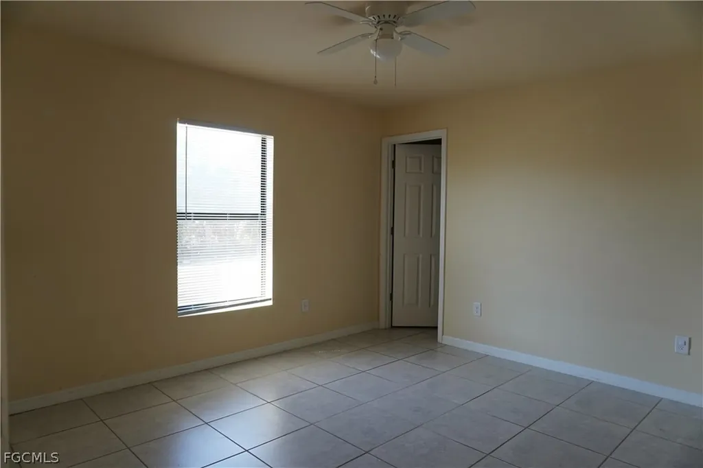 1314/1316 Country Club Boulevard Cape Coral FL 33990