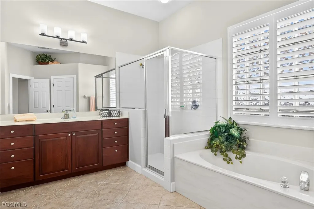 8943 Greenwich Hills Way Fort Myers FL 33908