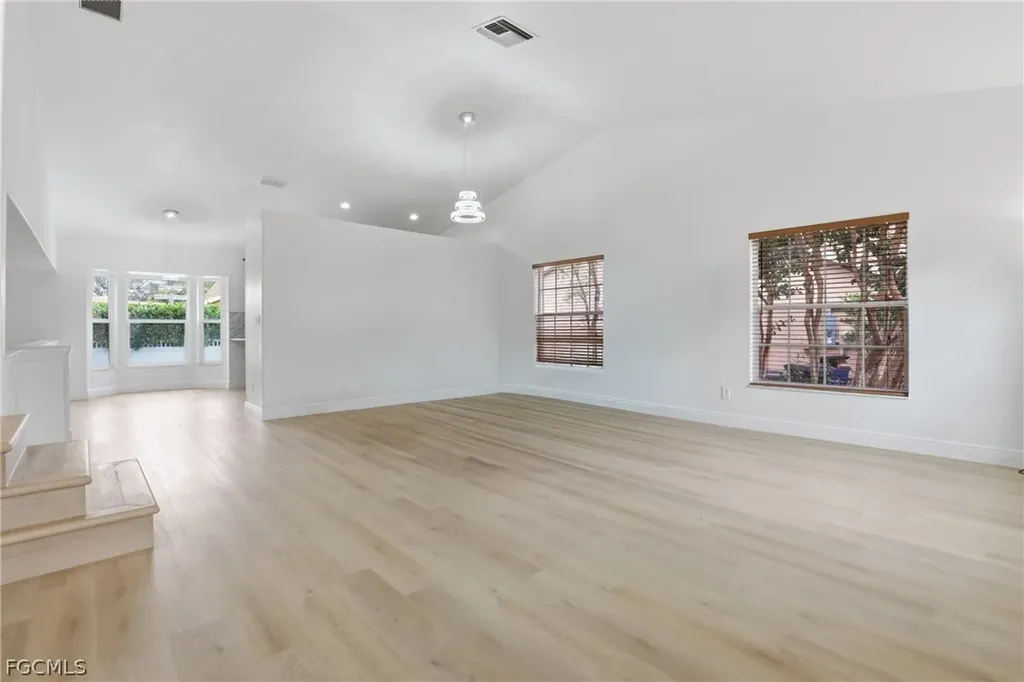 12960 Eagle Pointe Circle Fort Myers FL 33913