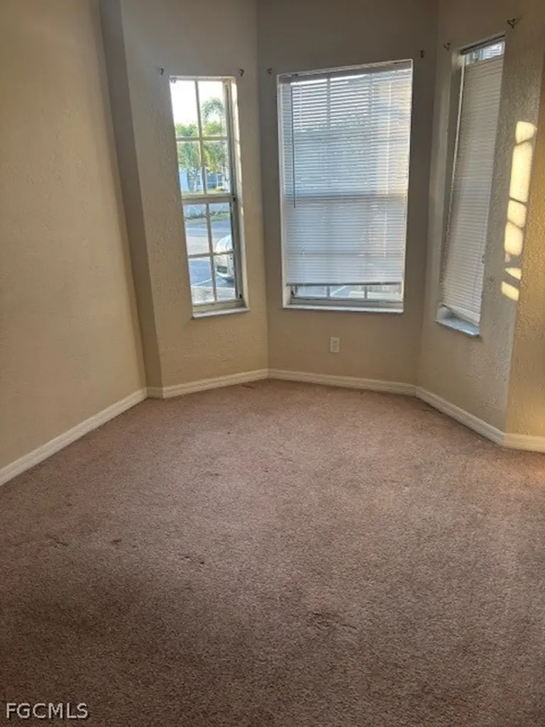 8326 Bernwood Cove Loop Fort Myers FL 33966