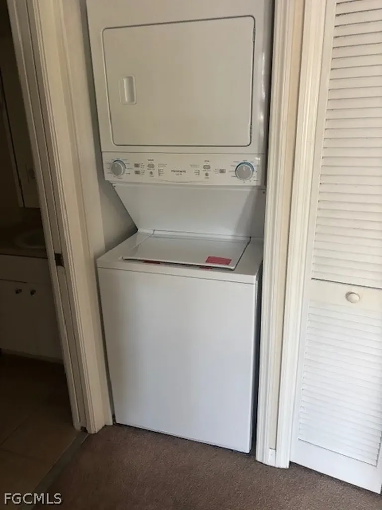 8326 Bernwood Cove Loop Fort Myers FL 33966