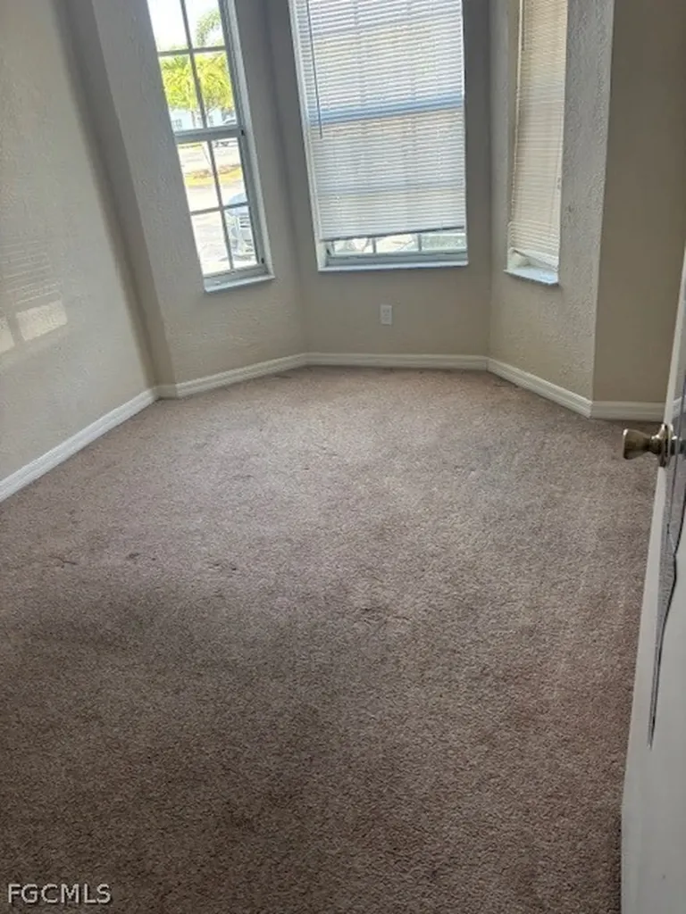 8326 Bernwood Cove Loop Fort Myers FL 33966
