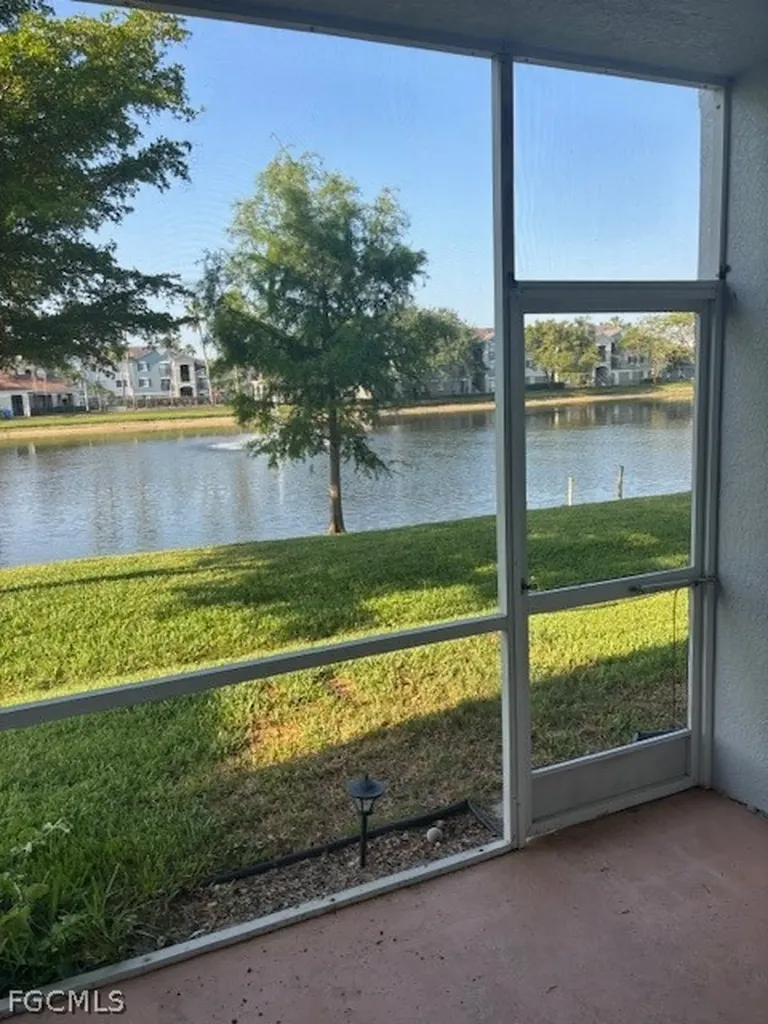 8326 Bernwood Cove Loop Fort Myers FL 33966